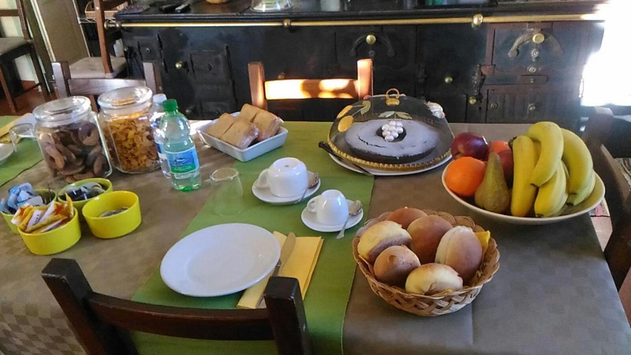 A Casa Di Tommy B&B アチレアーレ エクステリア 写真