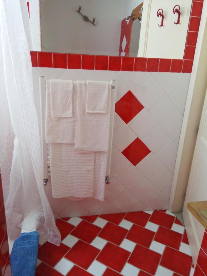 A Casa Di Tommy B&B アチレアーレ エクステリア 写真